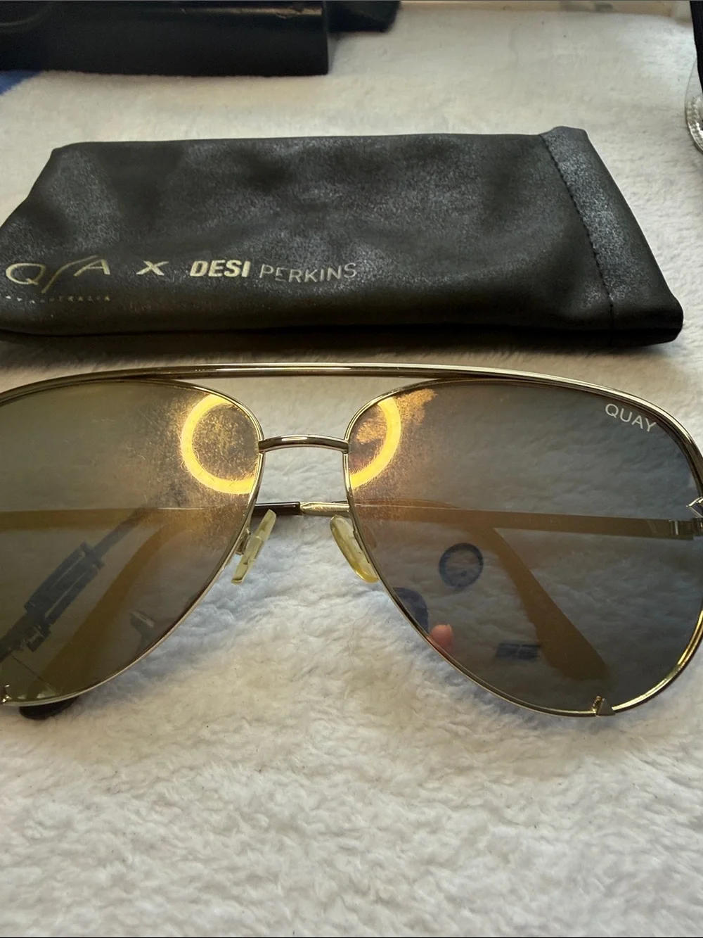 Quay X Desi Perkins HIGH KEY Sunglasses Silver Metal Frames Mirror Lens